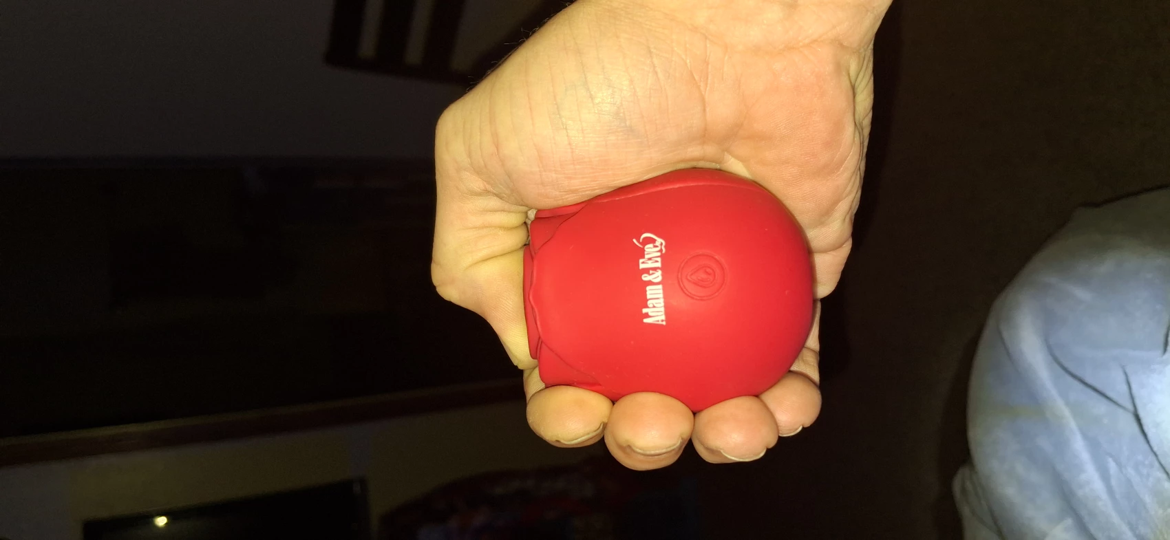 Adam and Eve: Eve's Ravishing Suction+ Rose Toy Review