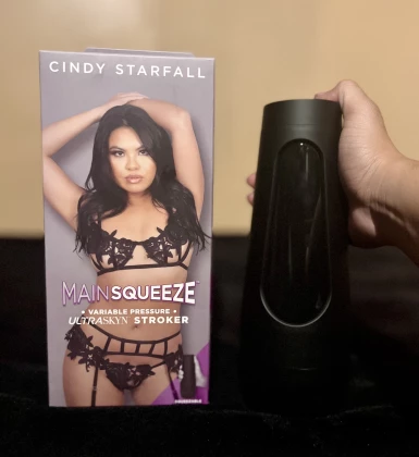 MainSqueeze: Cindy Starfall - Great toy with few flaws MainSqueeze: Cindy Starfall - Great toy with few flaws