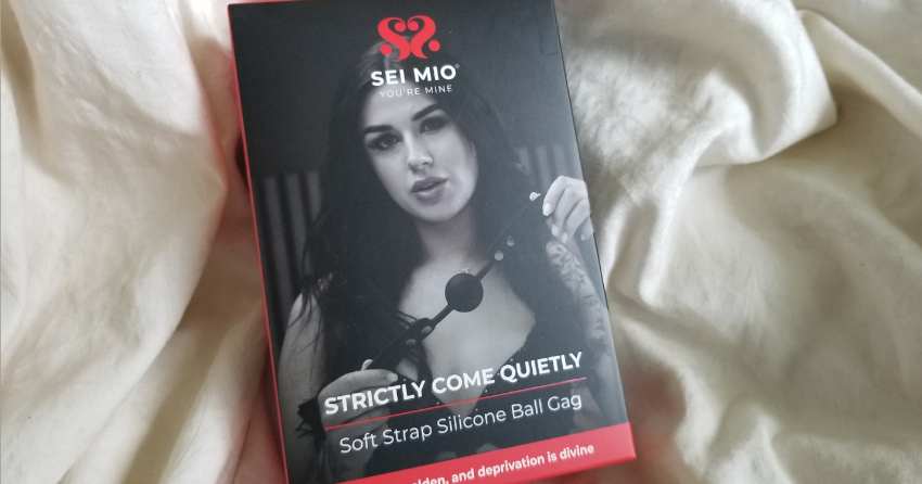 SEI MIO Strictly Come Quietly Soft Strap Silicone Ball Gag Review: Comfortable Silence