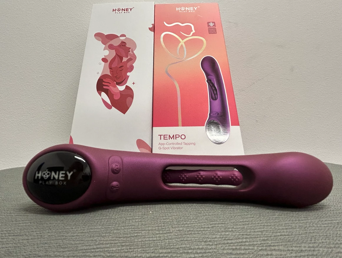 Tempo Honey Play Box Review: The Tapping G-Spot Vibrator - ToyChats