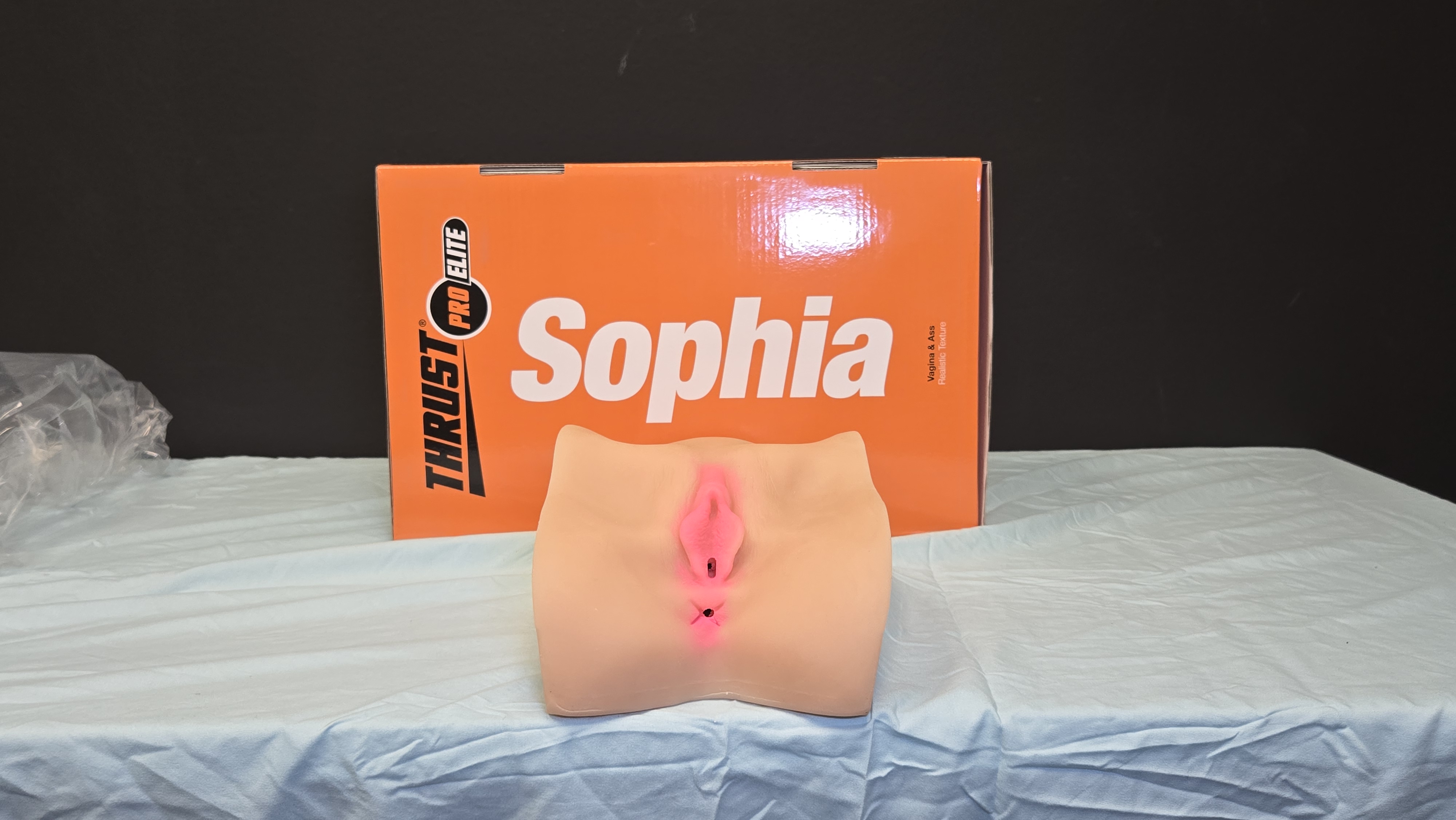 Lovehoney Thrust Pro Elite Sophia — Sloppy presentation, Okay Dish