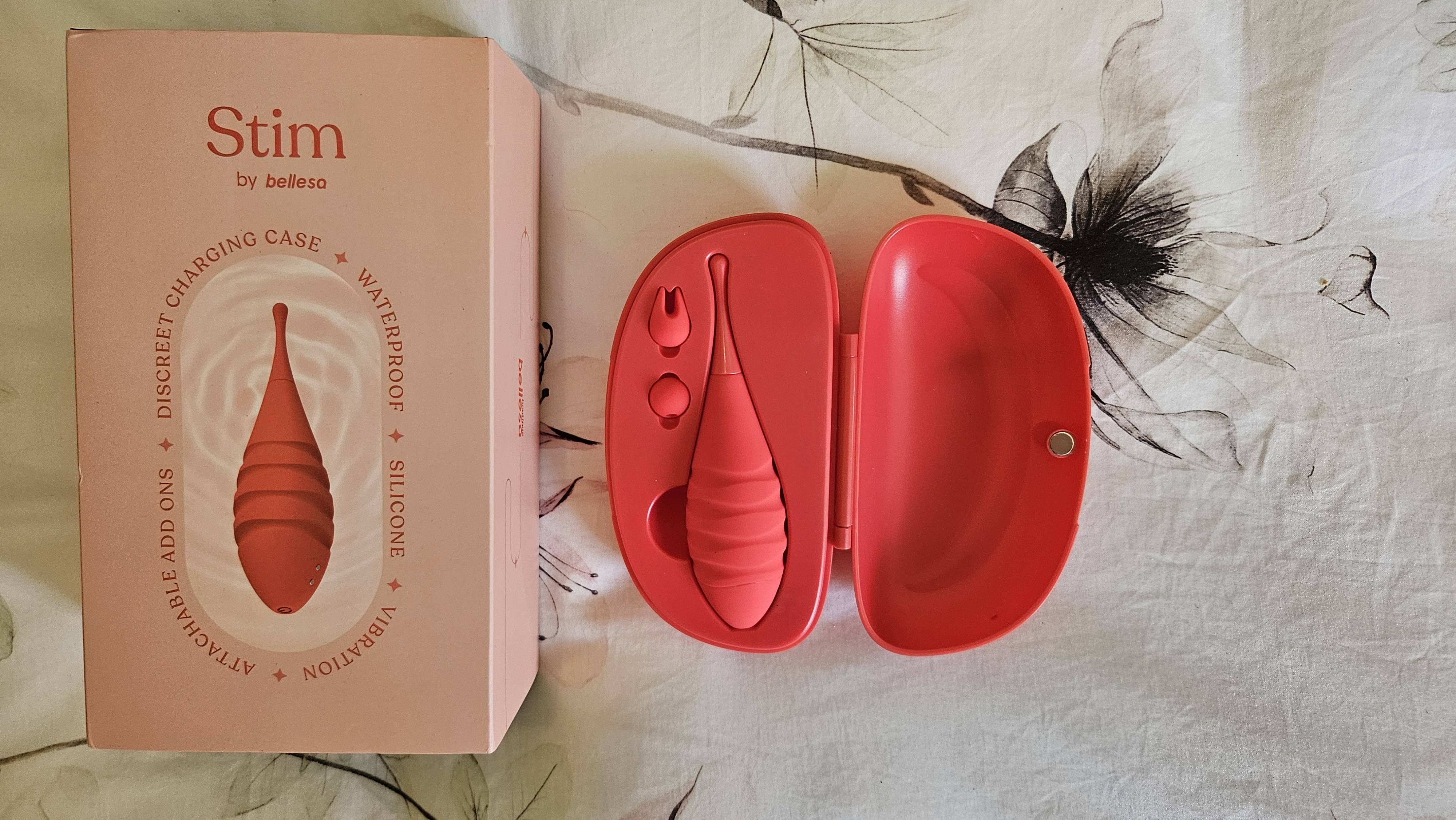 Bellesa stim in  travel case beside box