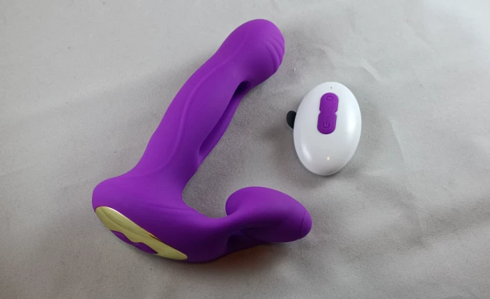 "Flappy Rocket" Amazon Wearable Panty Vibrator Review: Flap Me To The Moon!