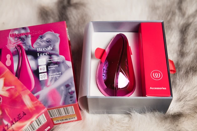 Womanizer Liberty 2 by Iggy Azalea Review: Powerful, Portable, Pulsating Pleasure Womanizer Liberty 2 by Iggy Azalea Review: Powerful, Portable, Pulsating Pleasure