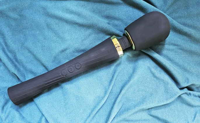 Tracy's Dog Hammer Wand: Rumbly Orgasms at a Reasonable Price Point Tracy's Dog Hammer Wand: Rumbly Orgasms at a Reasonable Price Point