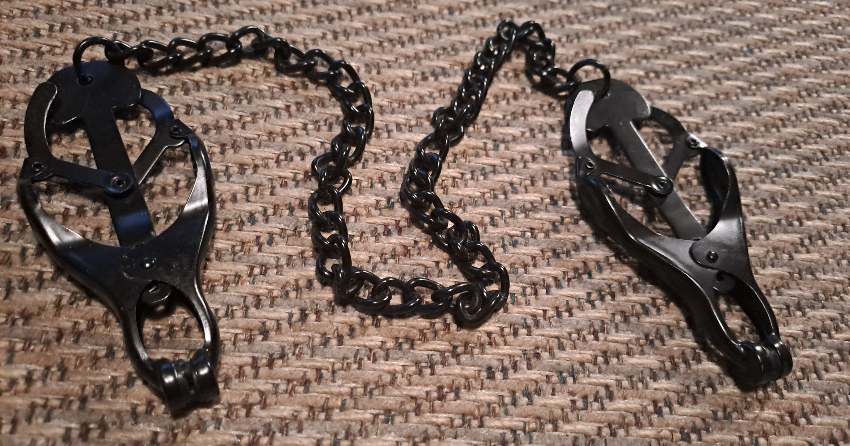 Japanese Clover Clamps By eXtreme Restraints Review