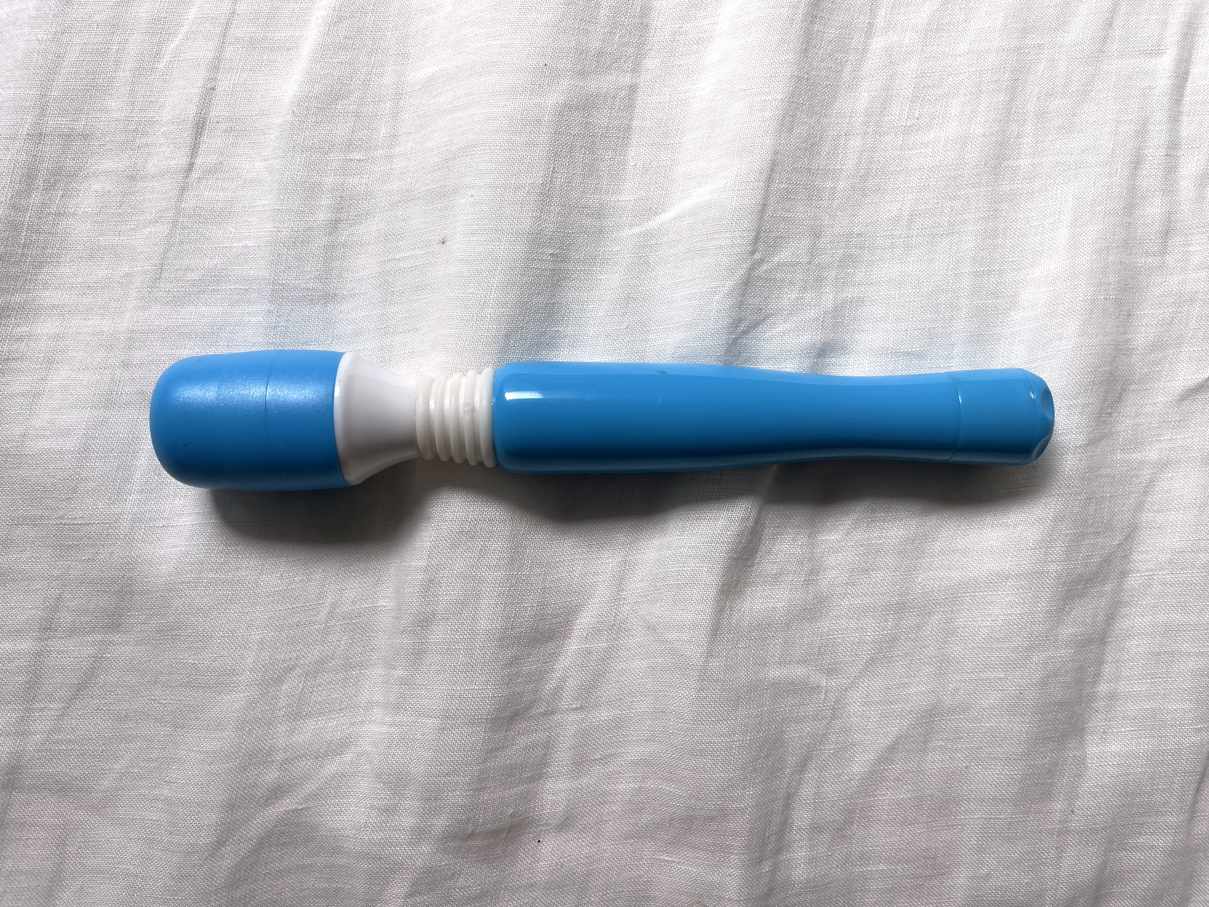 Pipedream Wanachi Mini Massager: Vintage Vibes