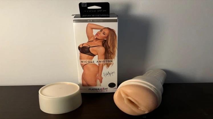 Nicole Aniston Fleshlight Review: Timeless Pleasure in 2025