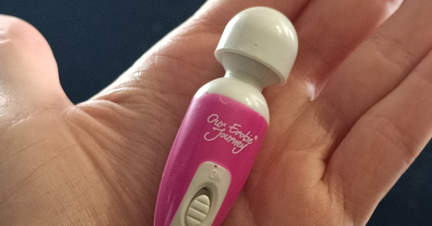 OurEroticJourney Mini Keychain Vibe Review: A Chance To Appreciate the Little Things and Say Thanks ♥