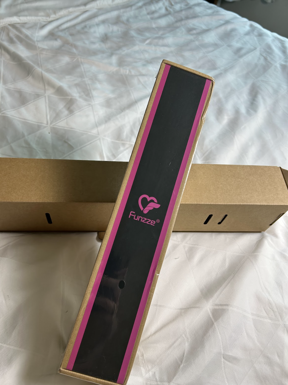Featured is the Funzze packaging for the Super Powerful Massager. Featured is the Funzze packaging for the Super Powerful Massager.