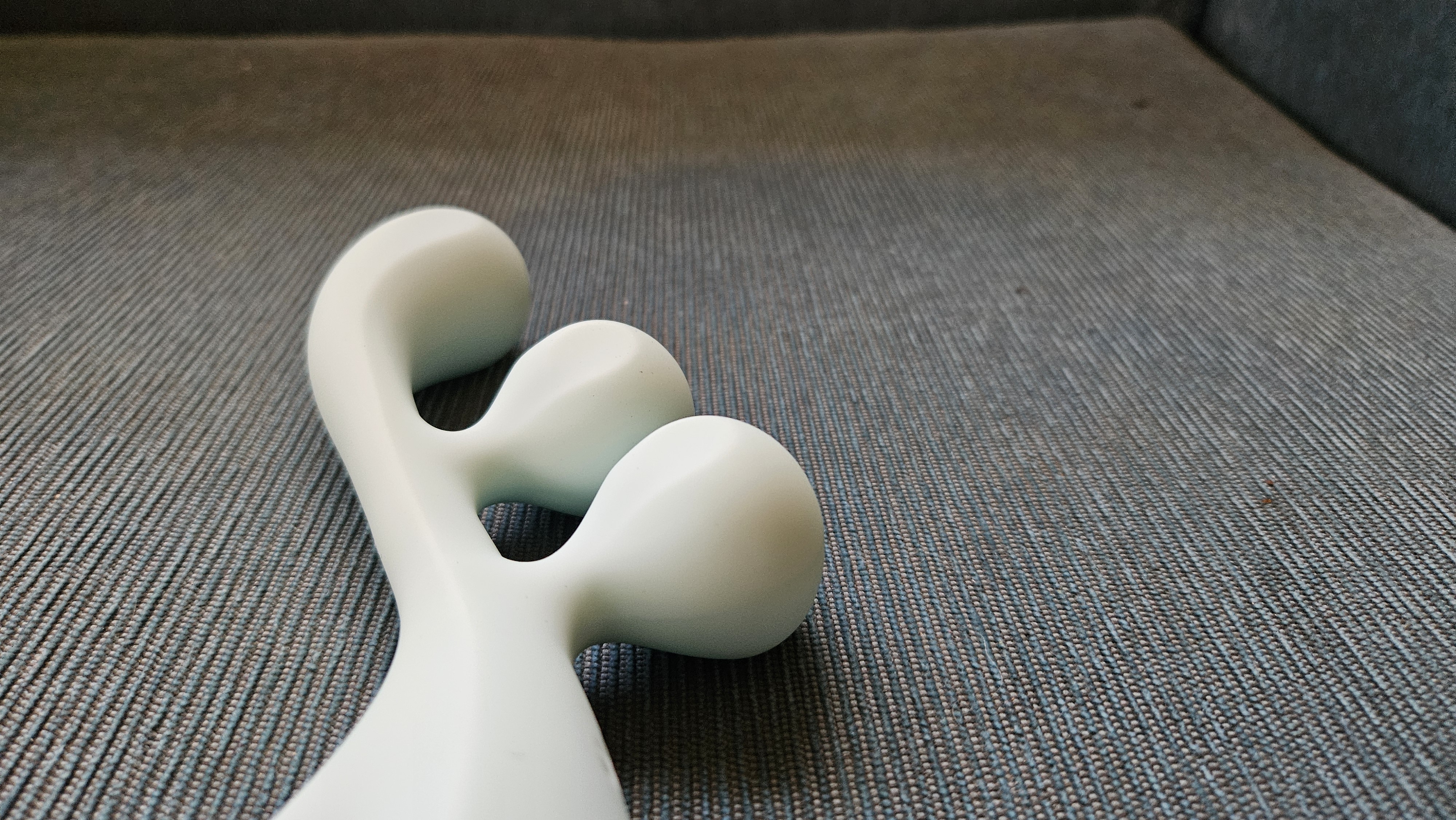 Close up of the vibrating balls on the Satisfyer Triball 2 Close up of the vibrating balls on the Satisfyer Triball 2