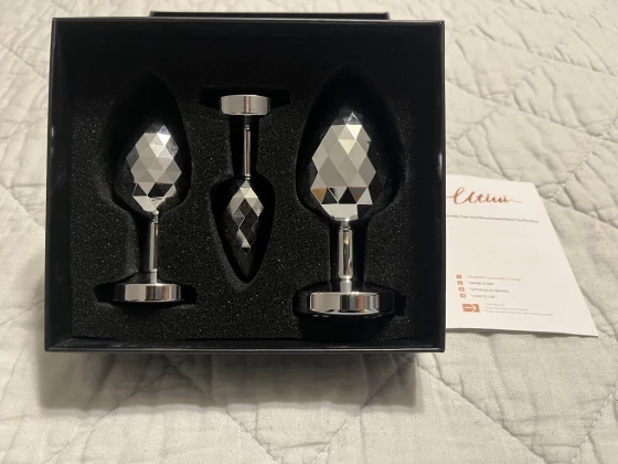 Utimi Sparkle - Diamond Shaped Butt Plug Set is Not For Beginners