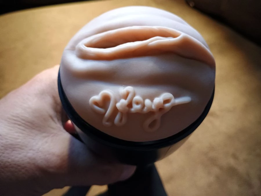 Getting Up Close and Personal With Kiiroo's Reya Sunshine (Review) -  ToyChats