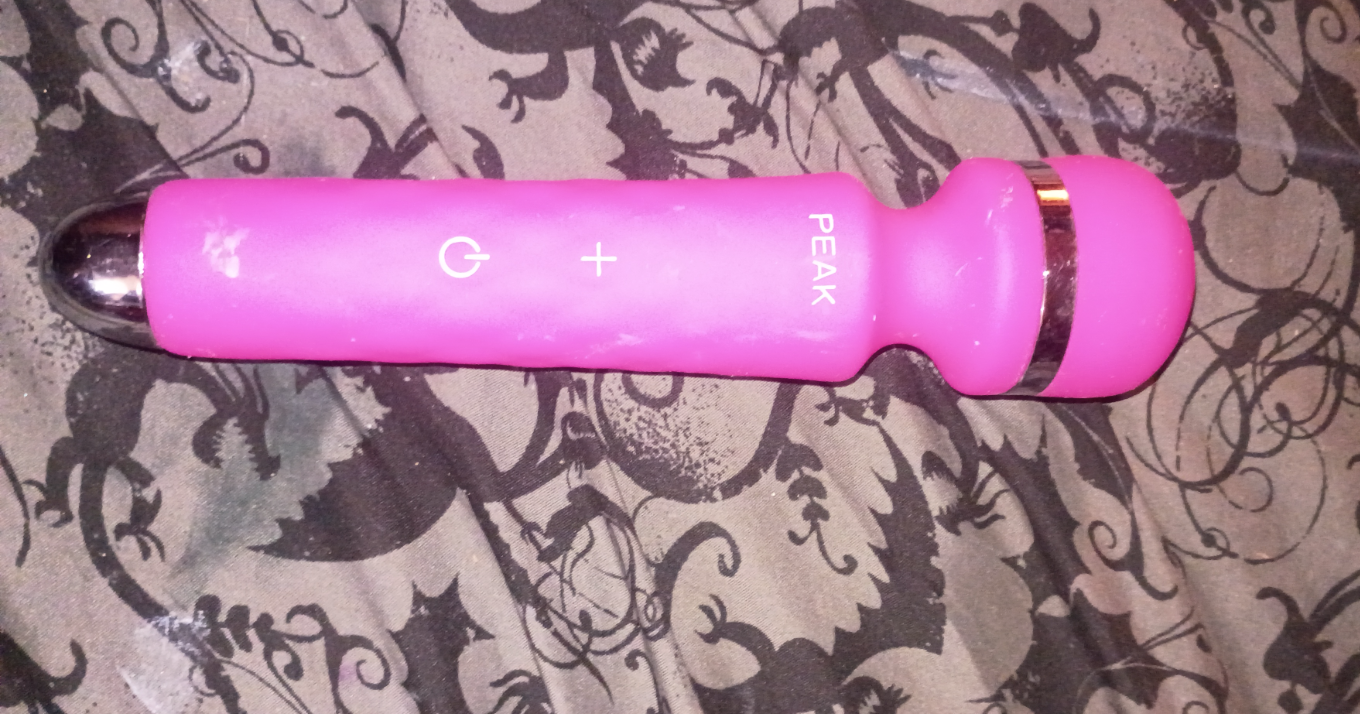 benefits of vibration massage Magic Wand Rechargeable main image 1