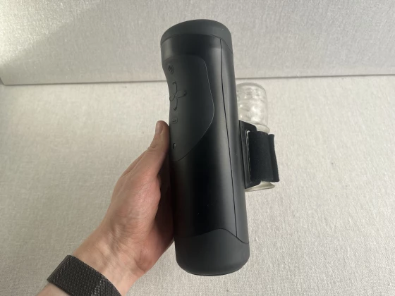 The Handy Review – Hands Down the Best Stroker? 🤖💦