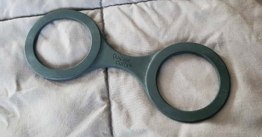 Lovehoney's Quickie Cuffs Review: Strong, Comfortable, and Compact