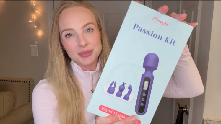 Tracy’s Dog Passion Wand Vibrator Kits Video Review (Dirty Orange) | Affordable Wand Alternative