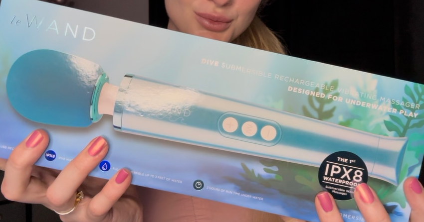 LeWand— Dive Submersible, Rechargeable, Vibration Wand