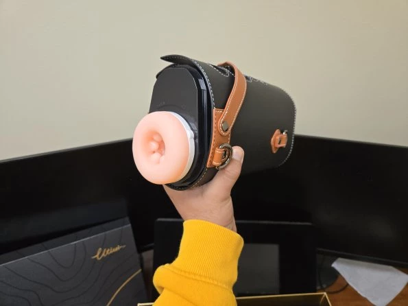utimi hands free male masturbator Lulu Stroker main image 1