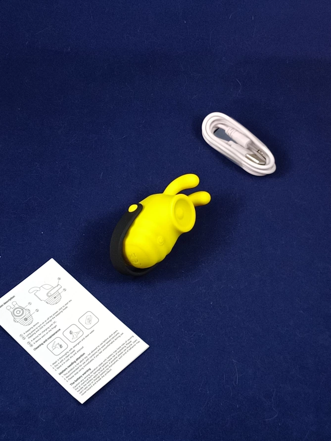 CamToyz Bumble Bee Review: A Flower's Best Friend! - ToyChats