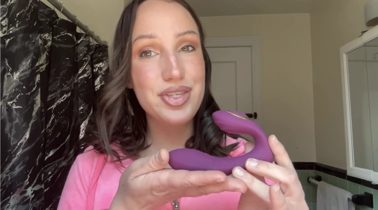 Tracy's Dog OG Dual-Vibe Review - An Elegant, Ergonomic Toy!