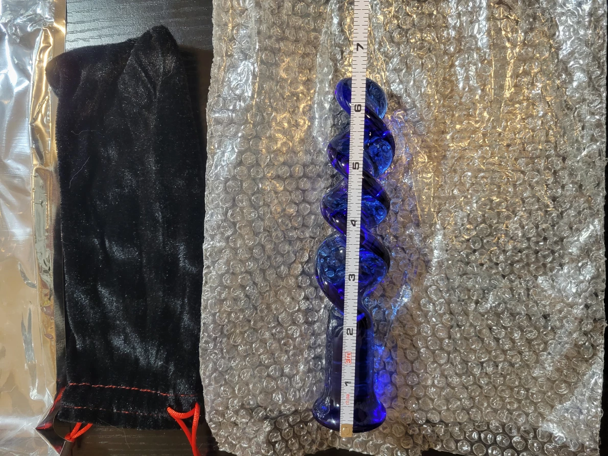 Too Timid Spiral Glass Dildo Review - ToyChats