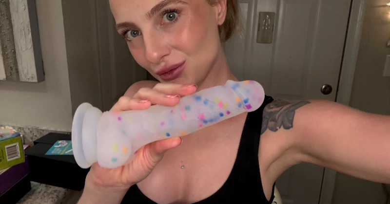 Like a Kitten's Cock-a-Palooza – Confetti Silicone Dildo Review