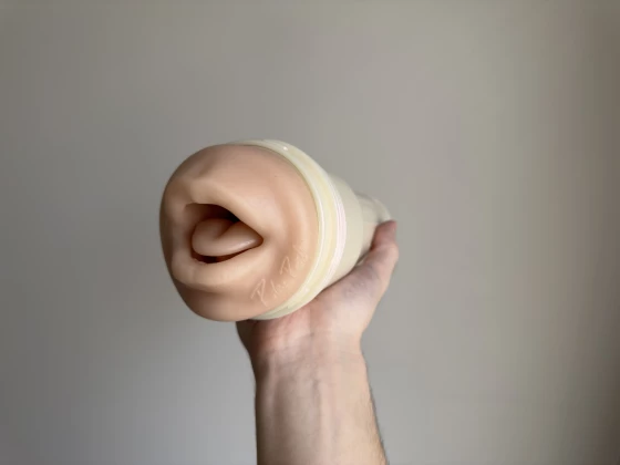 Riley Reid Fleshlight Review Riley Reid Fleshlight Review