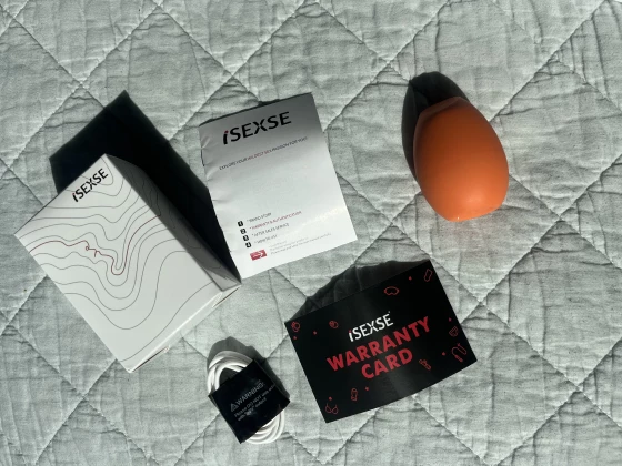 ISEXSE Powder Puff Vibrator Review: Never leaving home without it!