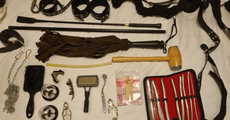 Psychological Dominance: Why Getting Inside a Sub's Head Matters More Than Any Toy Psychological Dominance: Why Getting Inside a Sub's Head Matters More Than Any Toy