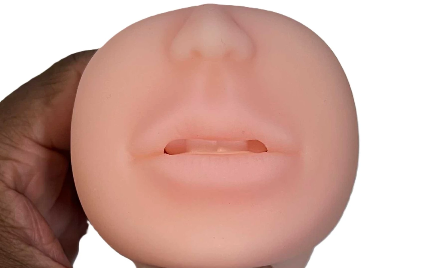 MUNI Unbearable Lip Doll Review - ToyChats MUNI Unbearable Lip Doll Review - ToyChats