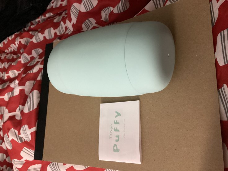 The Tenga Puffy Mint Green Sleeve is featured with a user manual for customers. The Tenga Puffy Mint Green Sleeve is featured with a user manual for customers.