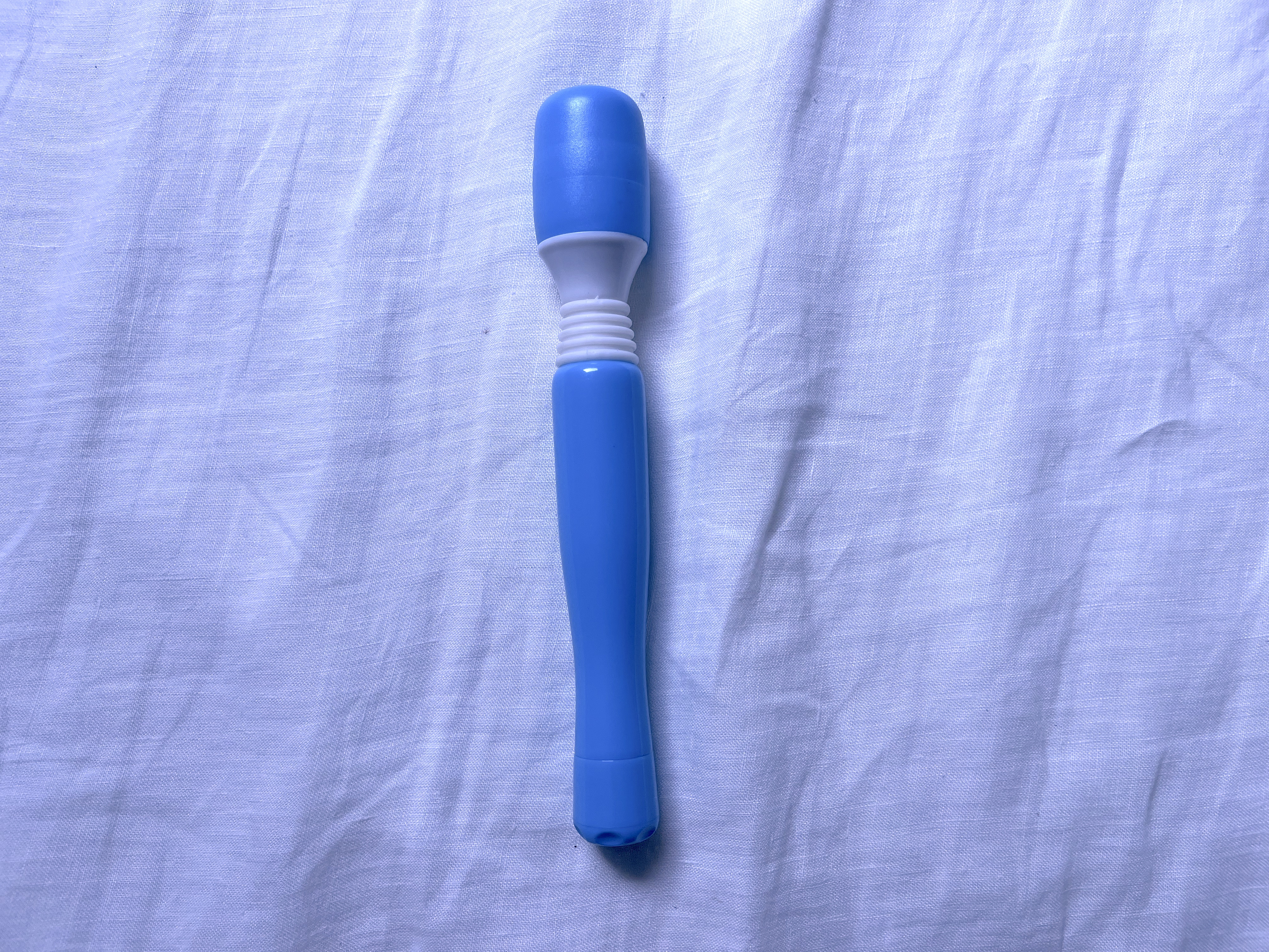 Pictured is the Pipedream Wanachi Mini Massager from an aerial view. Pictured is the Pipedream Wanachi Mini Massager from an aerial view.
