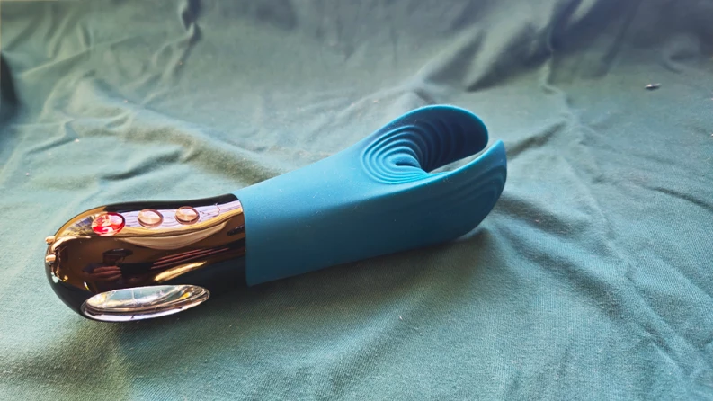 rabbit vibratir 8 Best Male Vibrators in 2025