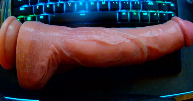 Hismith 12” Dual-Density Ultra Realistic Dildo with Veins (Review)