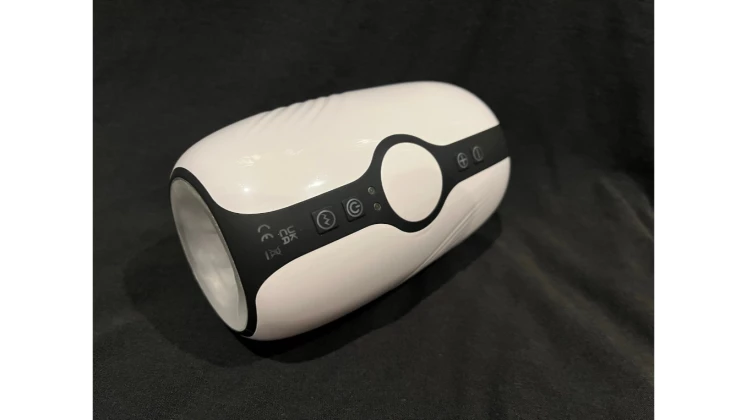 Asiuvnm's Double Top Cup Review - A cheap toy that matches its price