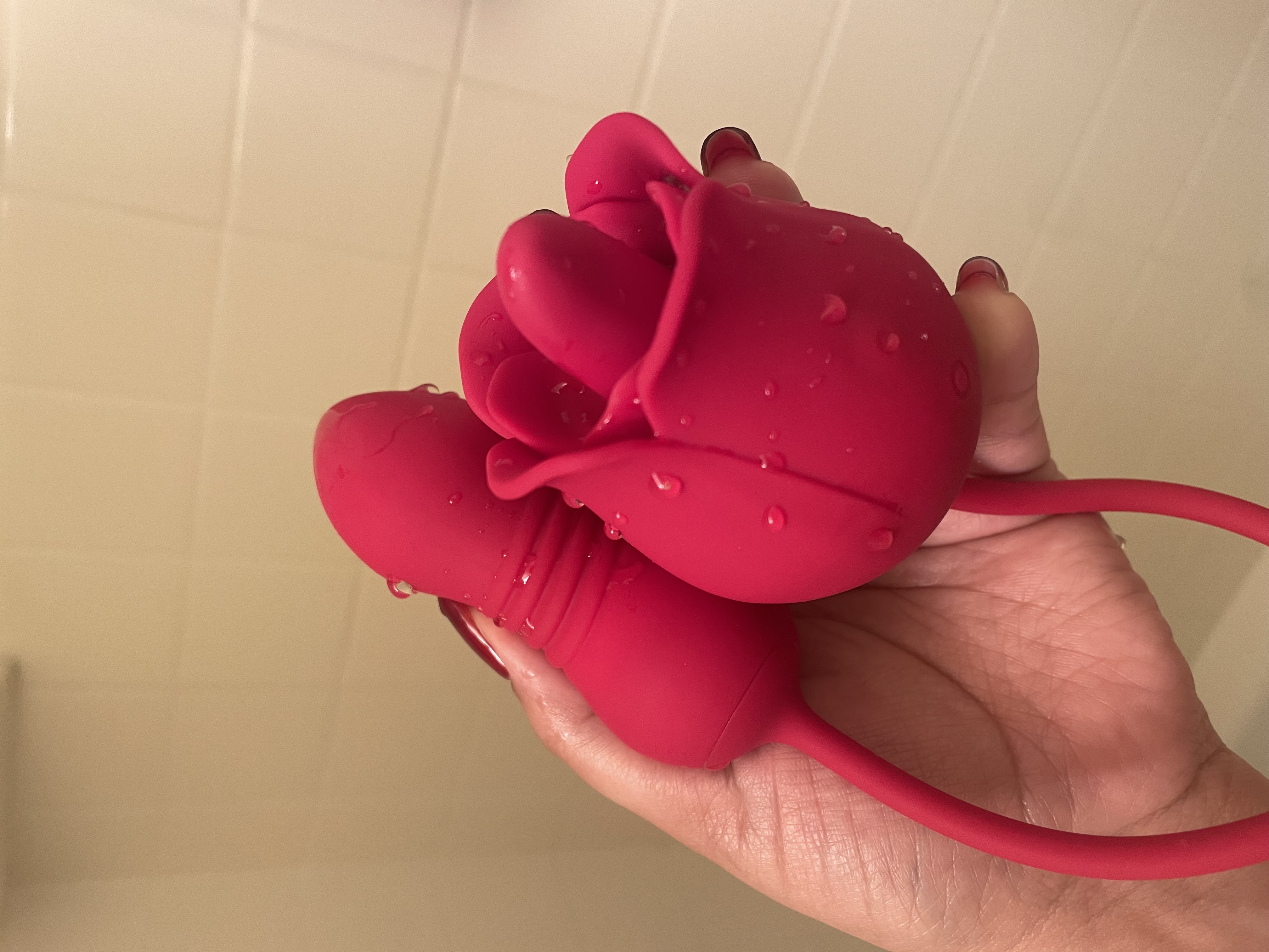 Featured here is the rose toy wet from shower use, durable for various uses. Featured here is the rose toy wet from shower use, durable for various uses.