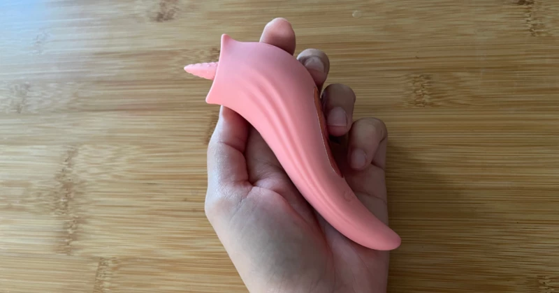 Miss Tulips Tongue Vibrator Review: Great Concept, Disappointing Execution