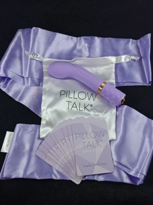 Pillow Talk Racy Special Edition Silicone G-Spot Vibrator: You Got My Heart Racing Pillow Talk Racy Special Edition Silicone G-Spot Vibrator: You Got My Heart Racing