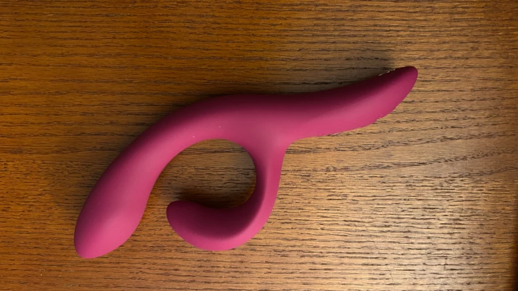 We-Vibe Nova Review: This Rabbit Hits All The Right Spots