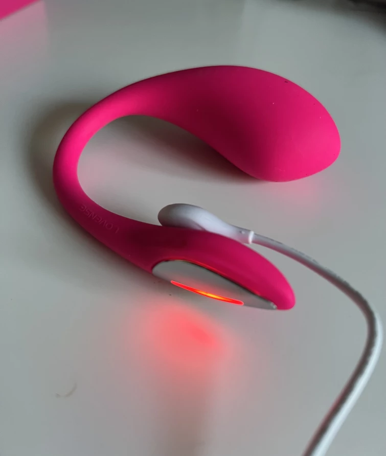 Lovense Lush 4 (G-spot Egg Vibrator) Review