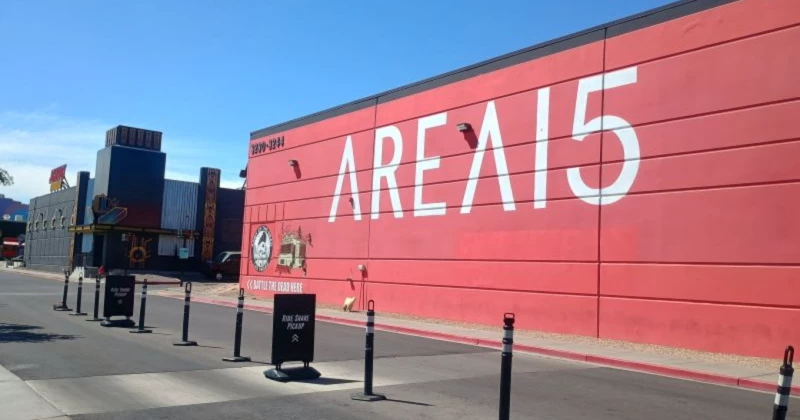 Still No Place Like Vegas: A Return to Sin City Still No Place Like Vegas: A Return to Sin City