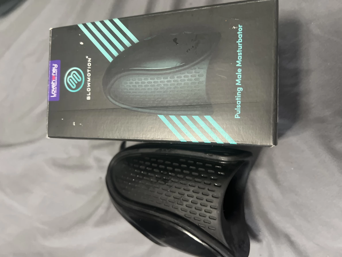 Blowmotion Pulsing Warming Male Masturbator Review