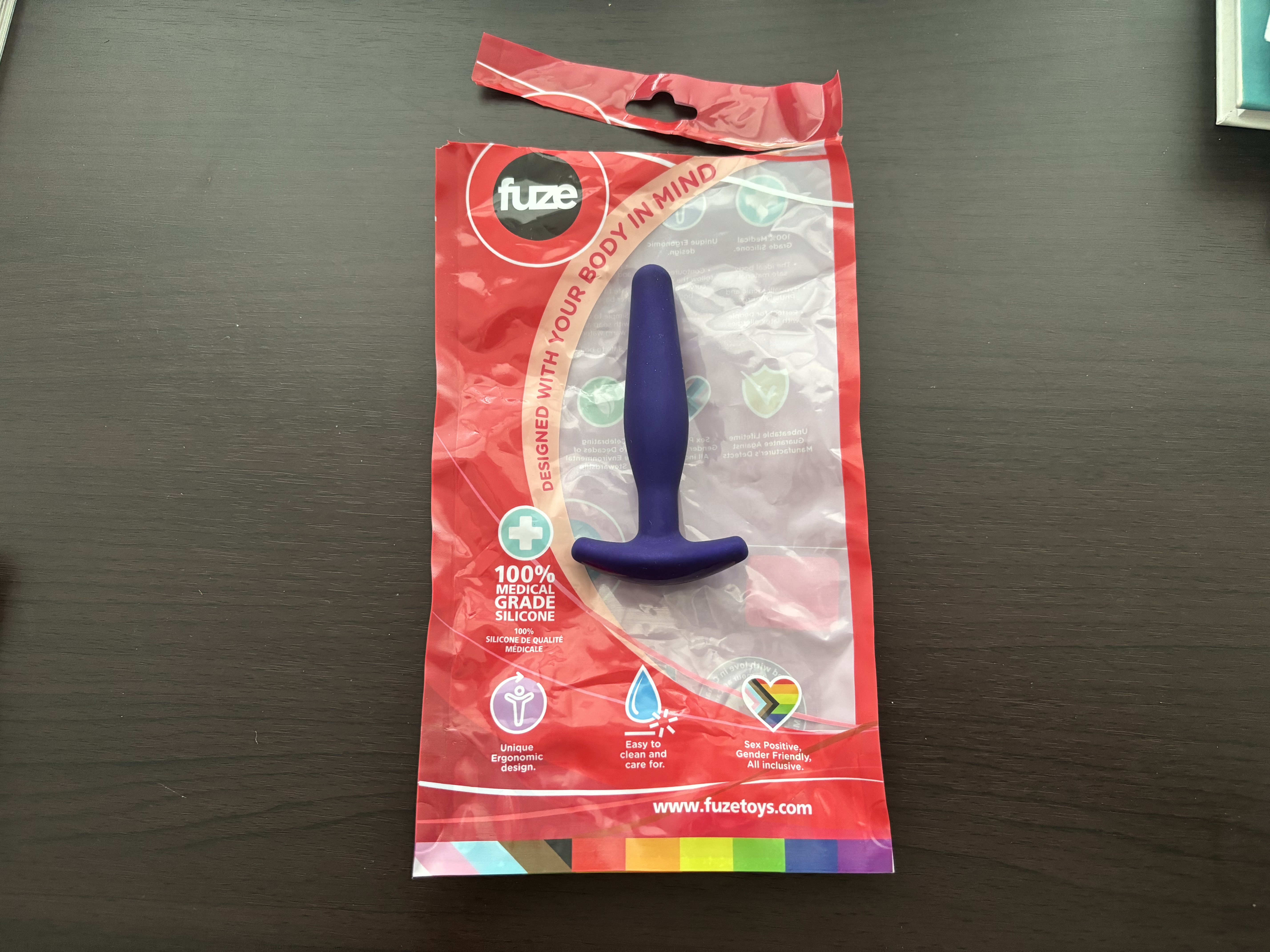 The Fuze Pleasure Plug 1 is featured in the photo.